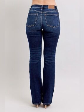 NWT Judy Blue Mid-Rise Bootcut Jeans - Size 18W